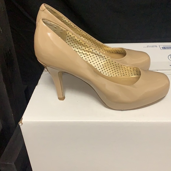 MADDEN Girl- Getta 3 1/2 inch beige heels - Picture 2 of 5